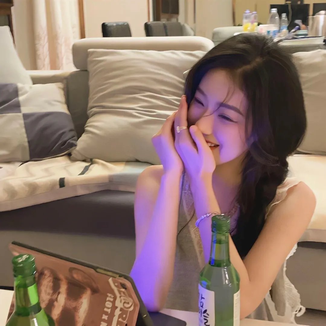 你好,我叫多蕾丝